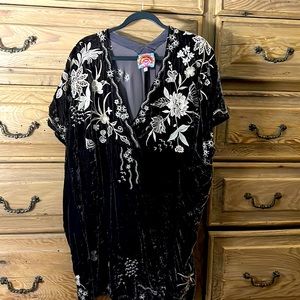 Johnny Was crushed velvet embroidered tunic/dress